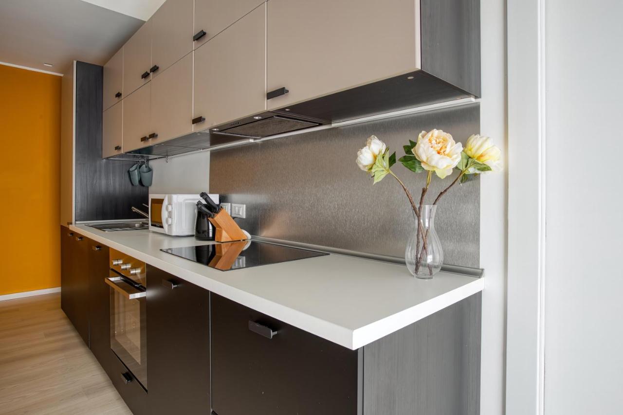 Joivy Vibrant 2Bed Apt With Balcony Milano Eksteriør billede
