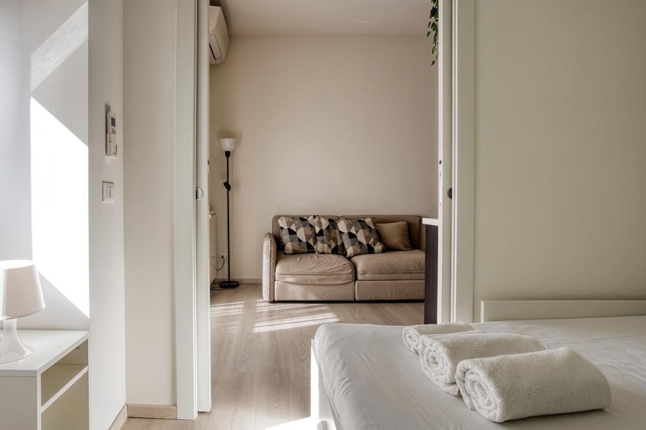 Joivy Vibrant 2Bed Apt With Balcony Milano Eksteriør billede